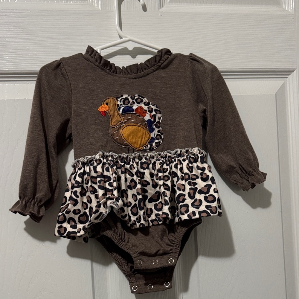 Charming Brown Baby Bodysuit with Turkey Design